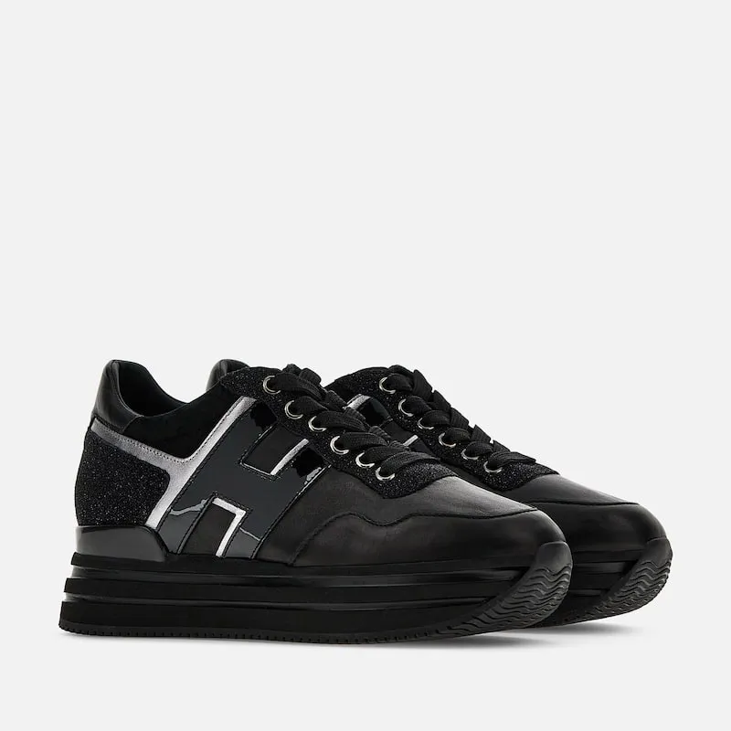 H483 Lace-Up Sneakers