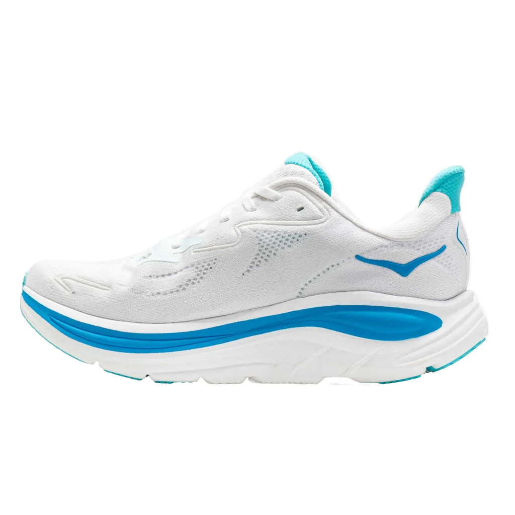 Clifton 10 Lace-Up Sneakers