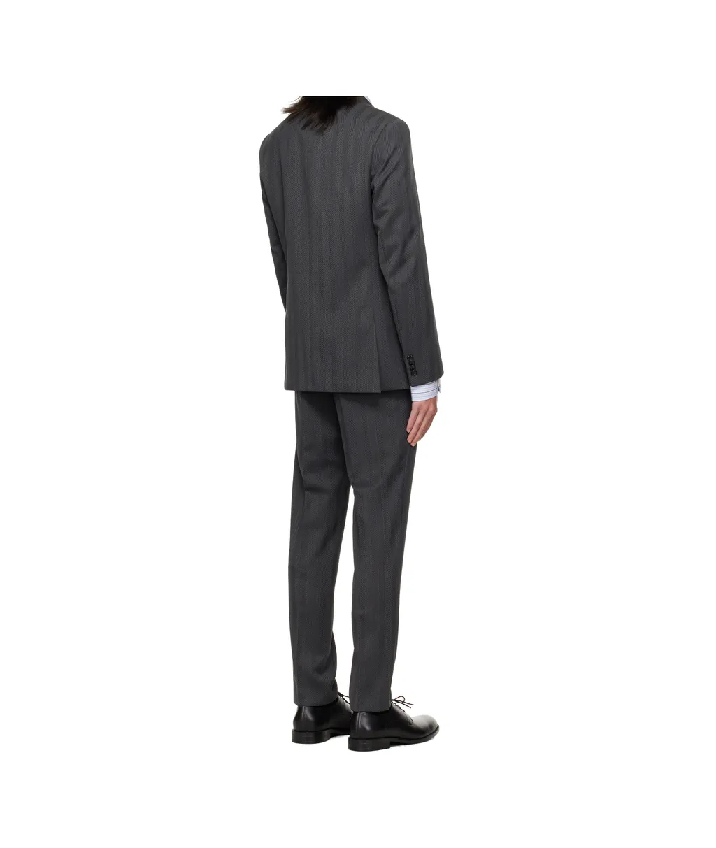 Long-Sleeved Suit