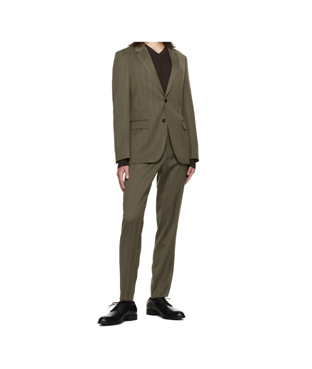 Long-Sleeved Suit