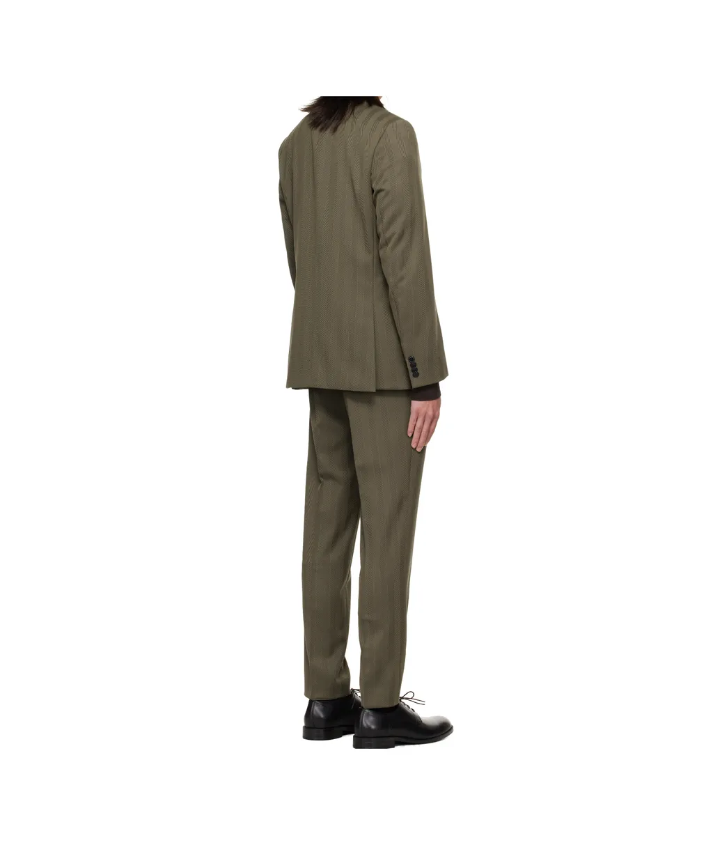 Long-Sleeved Suit