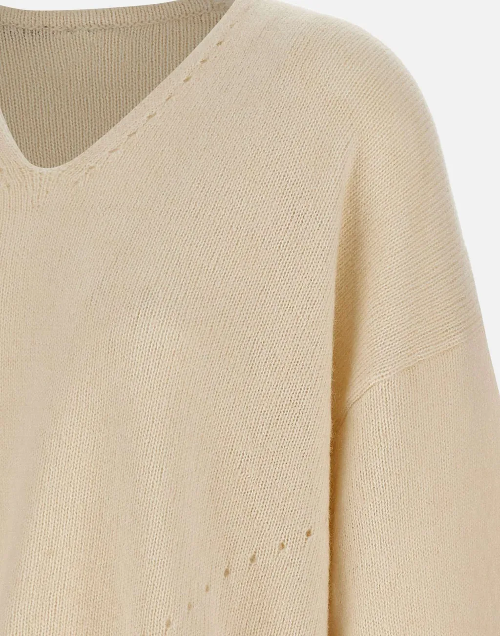 V-Neck Long-Sleeved Jumper