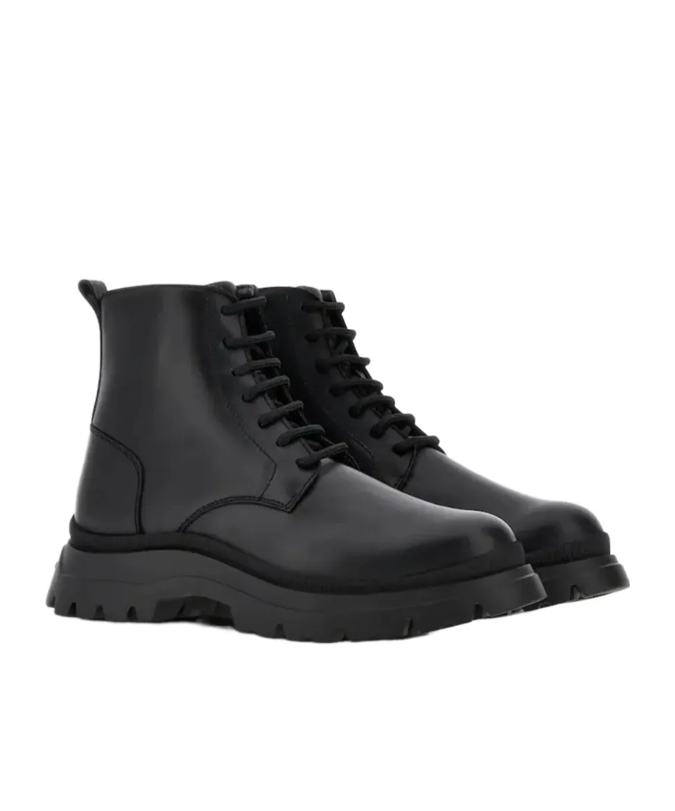H692 Boots