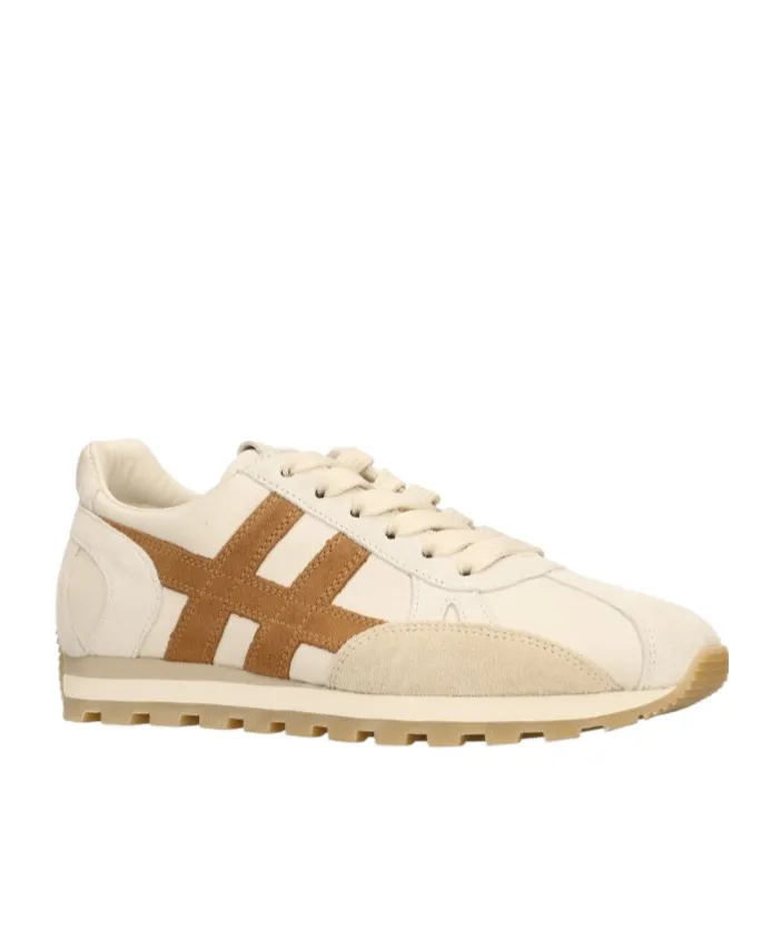 Round Toe Sneakers