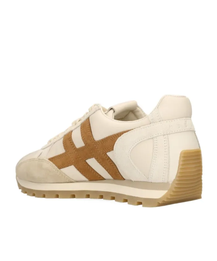 Round Toe Sneakers
