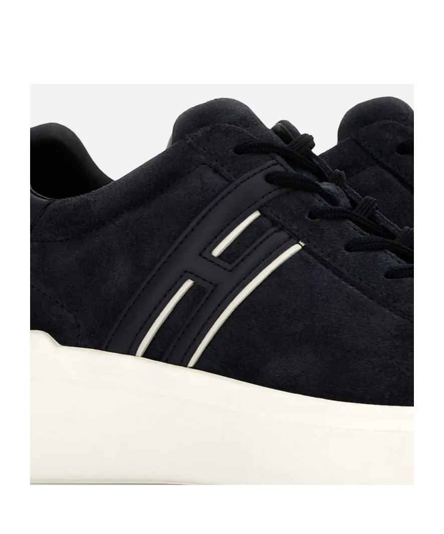H580 Suede Trainers