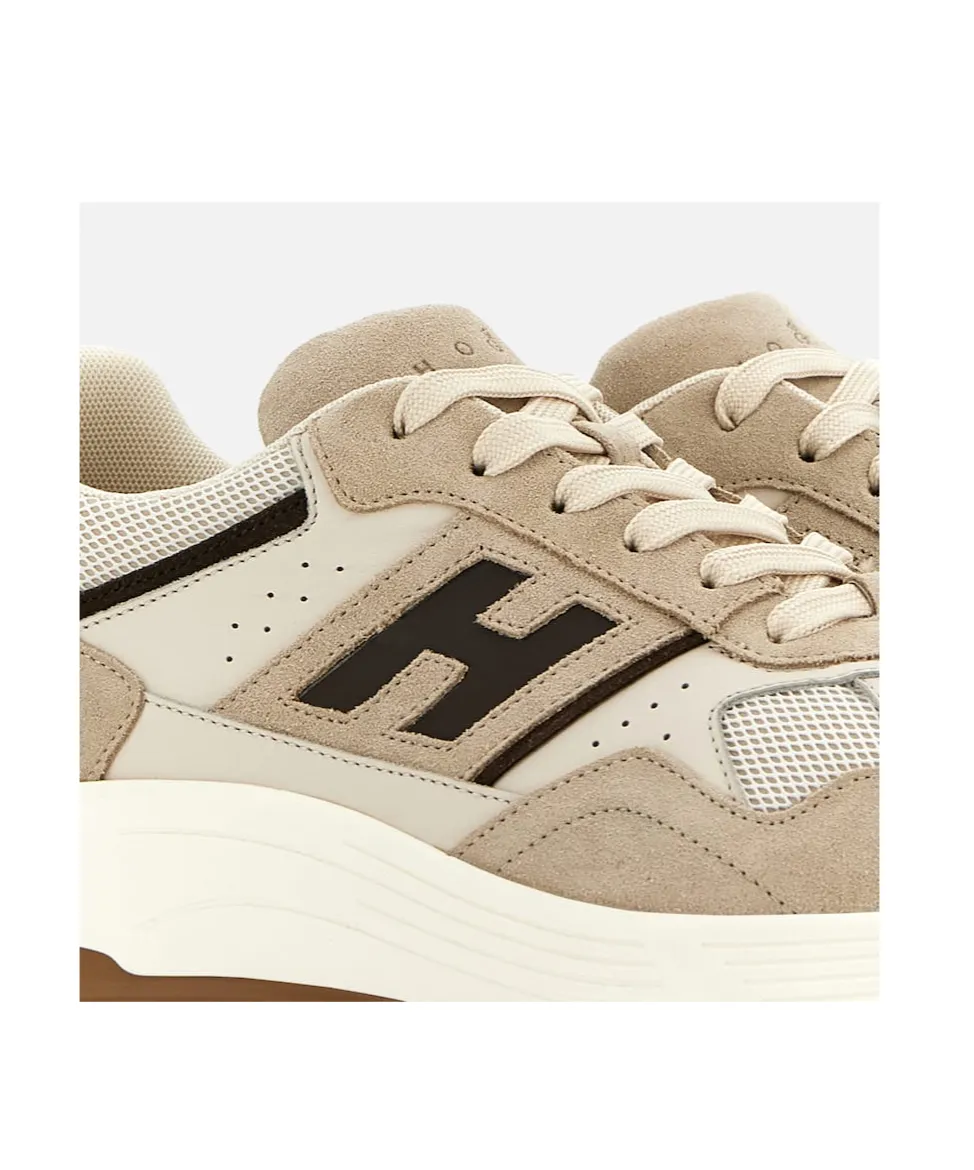Hyperlight Logo Patch Sneakers