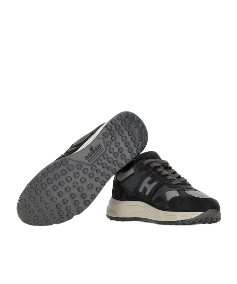Hyperlight Sneakers