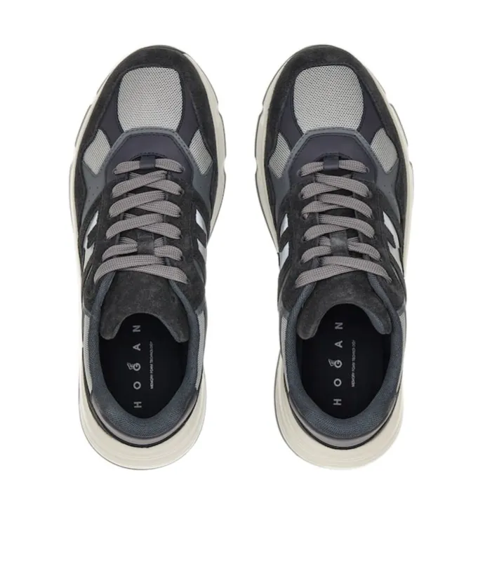 Hyperlight Sneakers