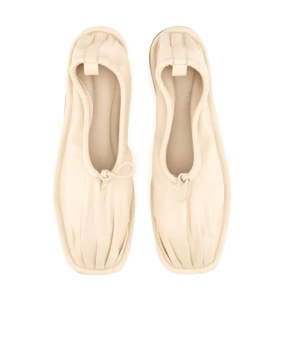 Elasticated Detailed Slip-On Flat Shoes
