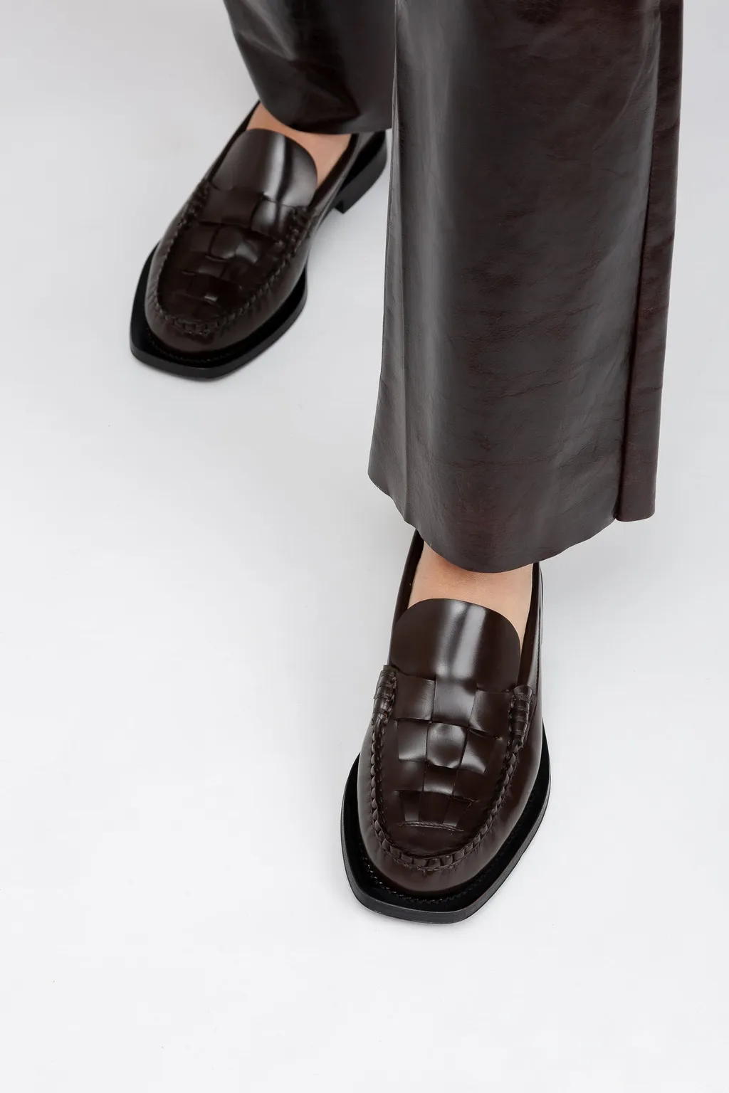 Nombela Loafers