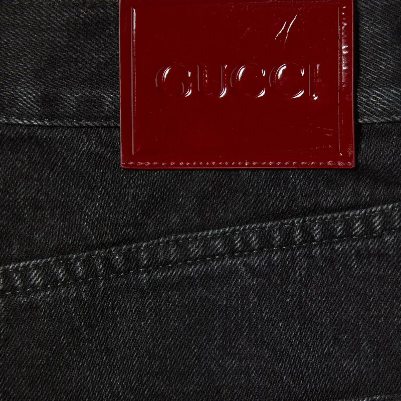 Tapered Jeans