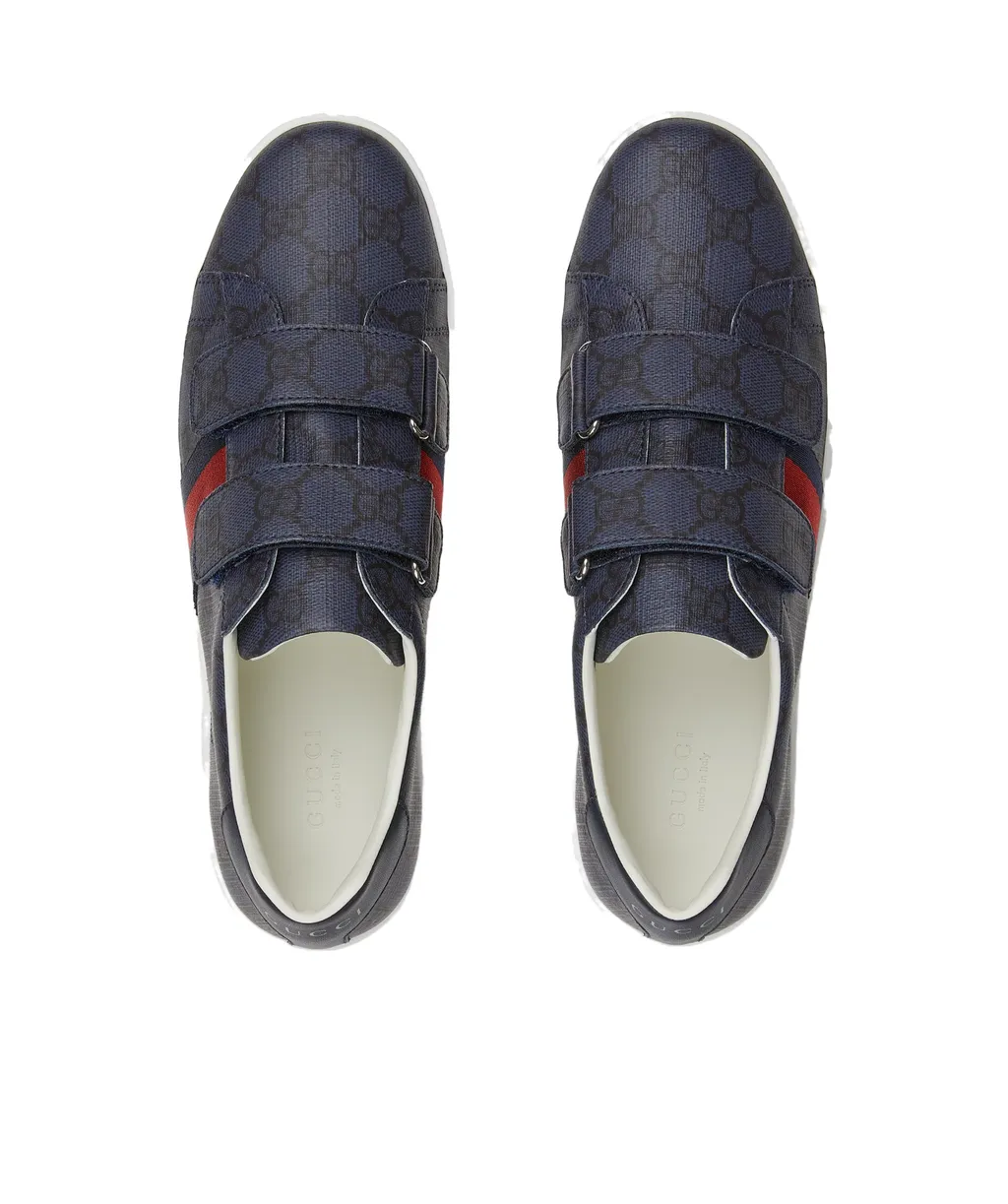 Ace Sneaker