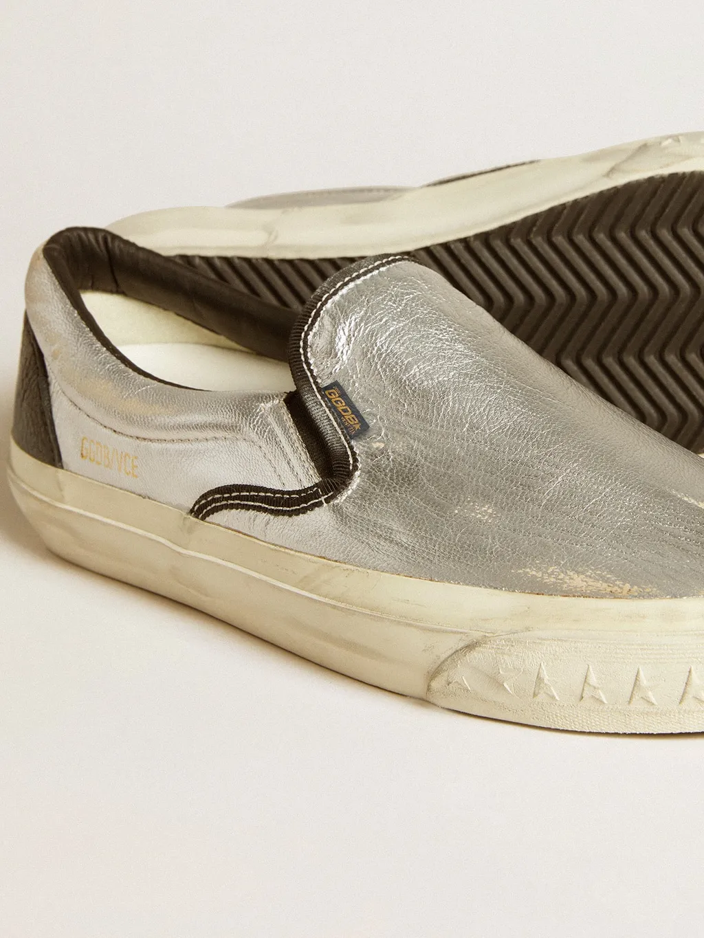 Vce Slip-On Sneakers