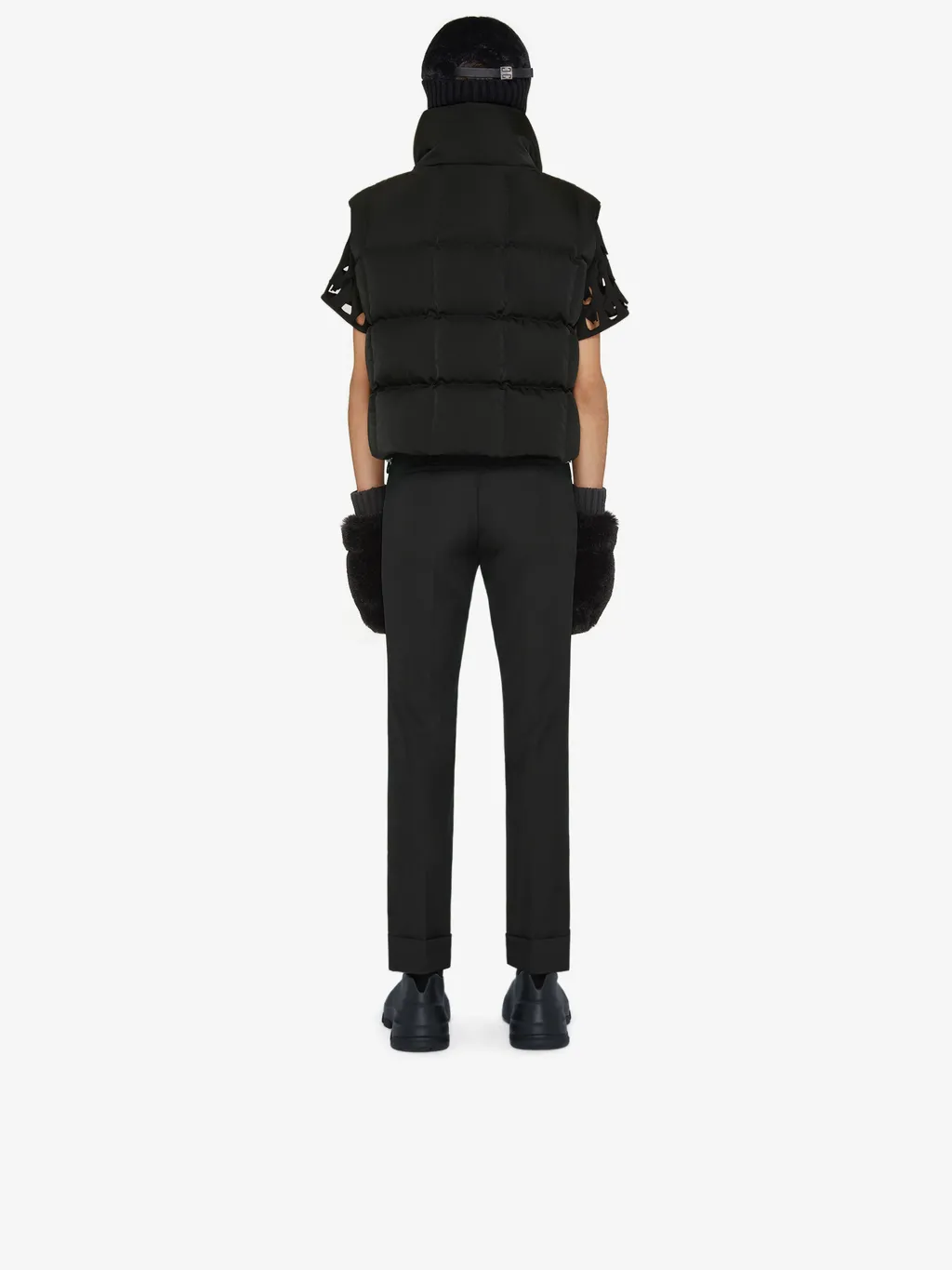 Oversized Sleeveless Puffer Jacket
