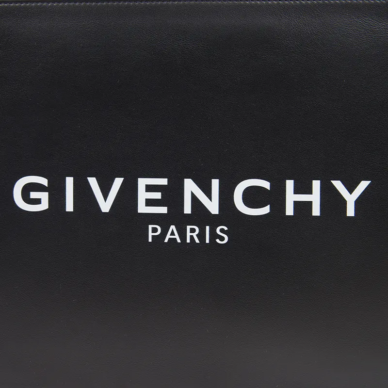 Logo Details Clutch