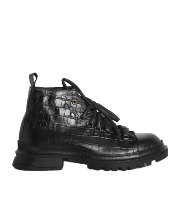 Round Toe Lace-Up Boots