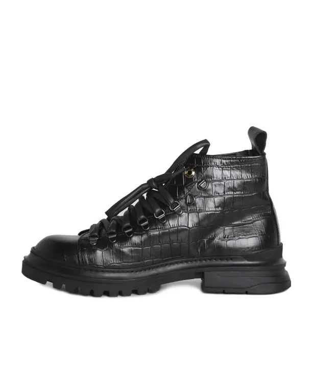 Round Toe Lace-Up Boots