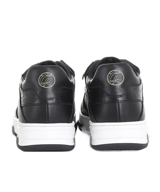 Legend Low-Top Sneakers