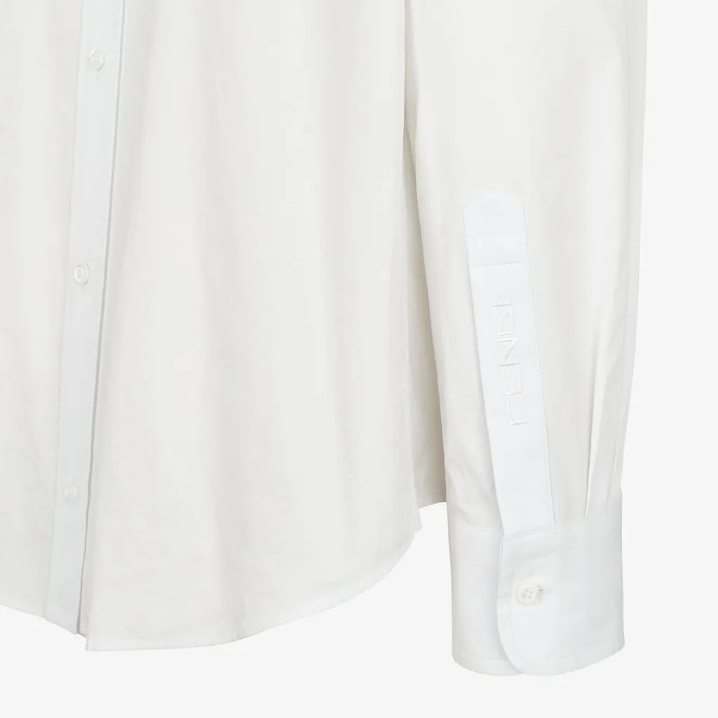 Long Sleeved Buttoned Shirt