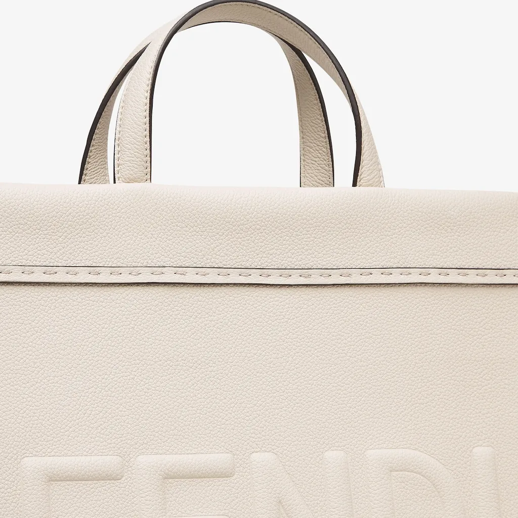 Go To Medium Tote Bag