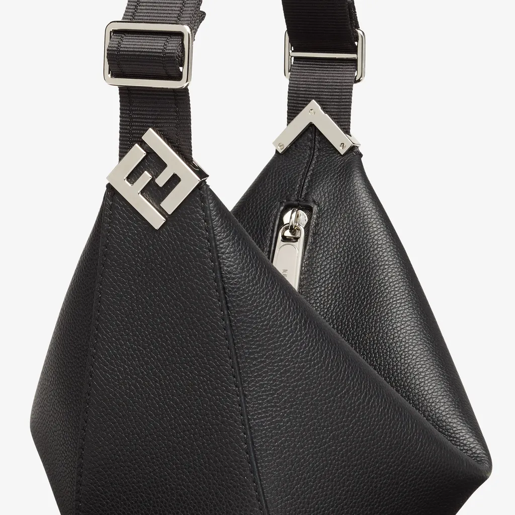 Melon Shoulder Bag