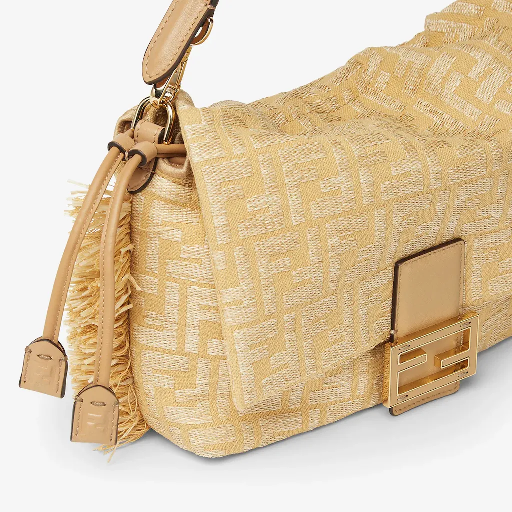 Mamma Baguette Medium Shoulder Bag