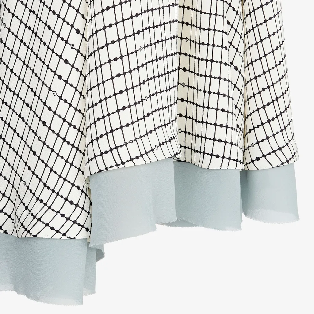 Grid Motif V-Back Sleeveless Dress