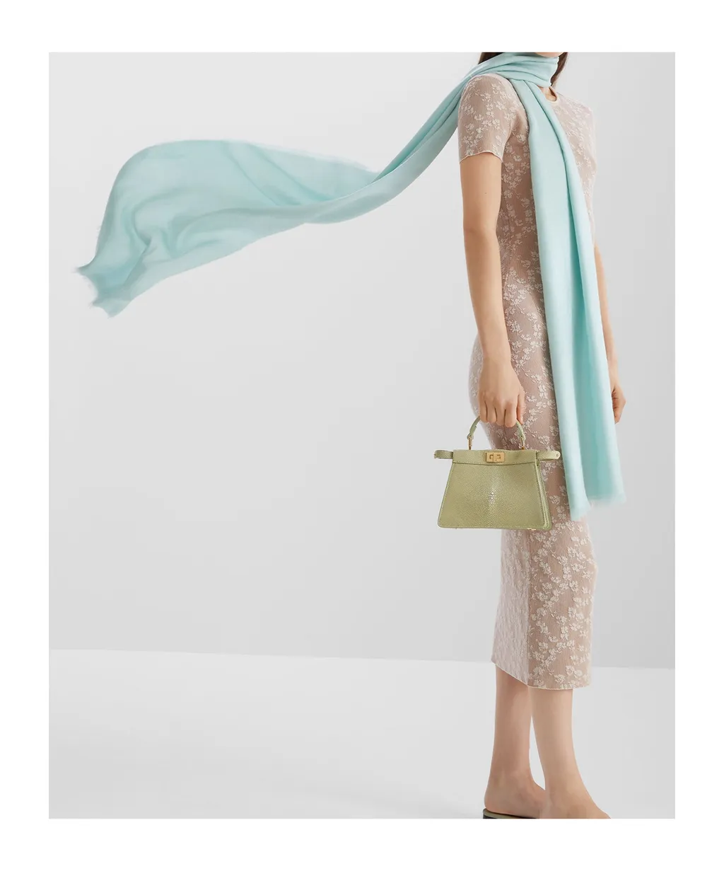 Ff-Jacquard Frayed Edge Scarf