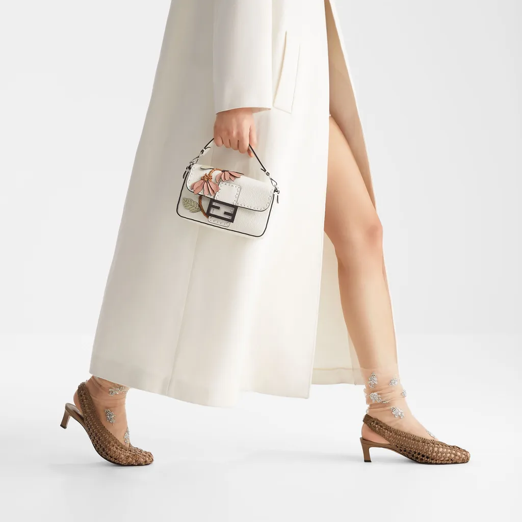 Low-Heel Slingbacks Woven Pumps