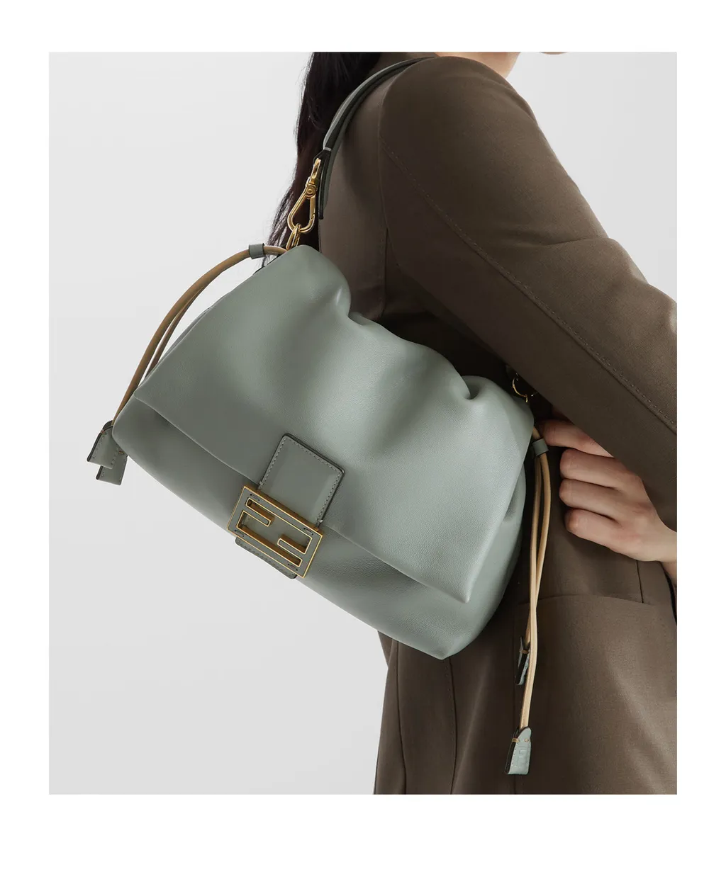 Mamma Baguette Medium Shoulder Bag