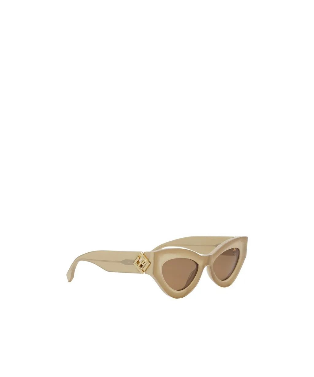 Cat-Eye Frame Sunglasses