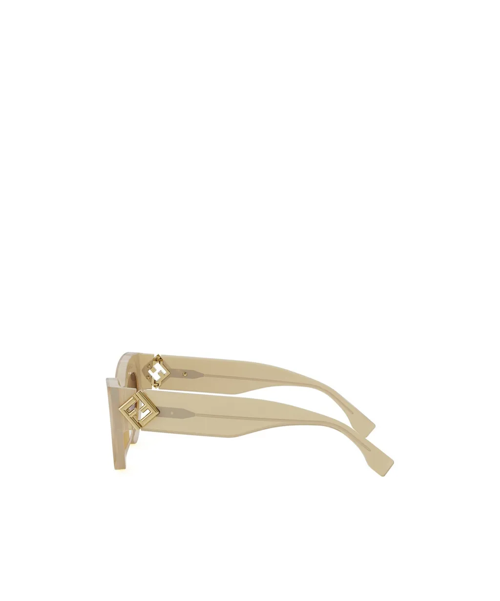Cat-Eye Frame Sunglasses