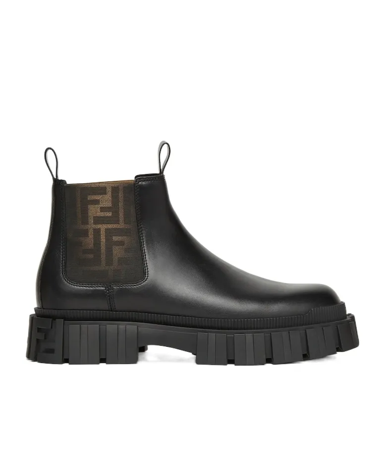 Logo Detailed Round Toe Ankle Boots