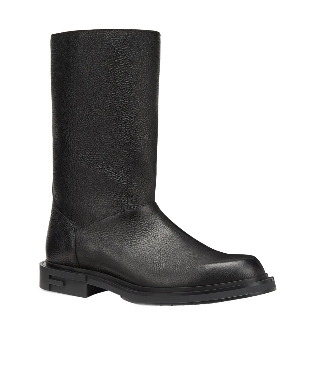 Frame Boots