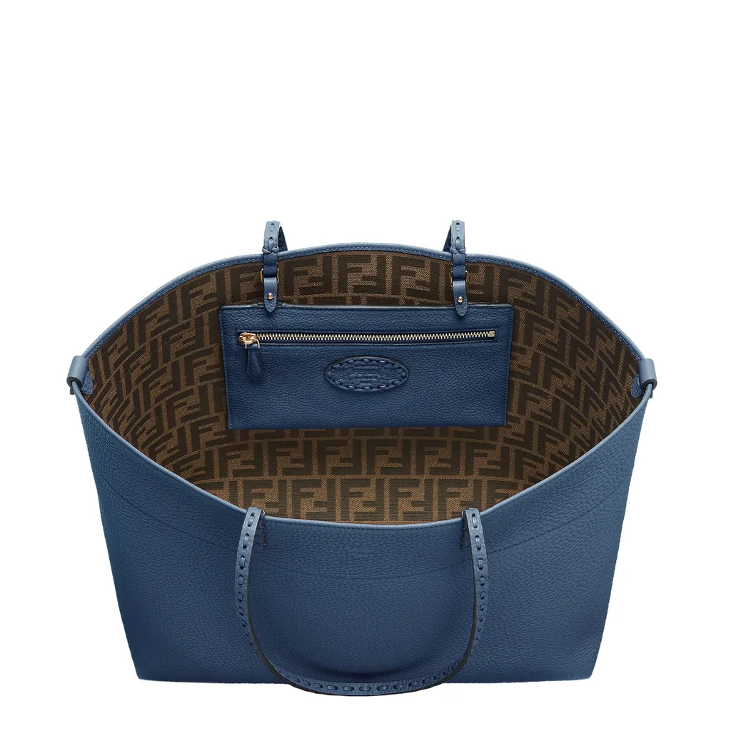 Roll Medium Tote Bag