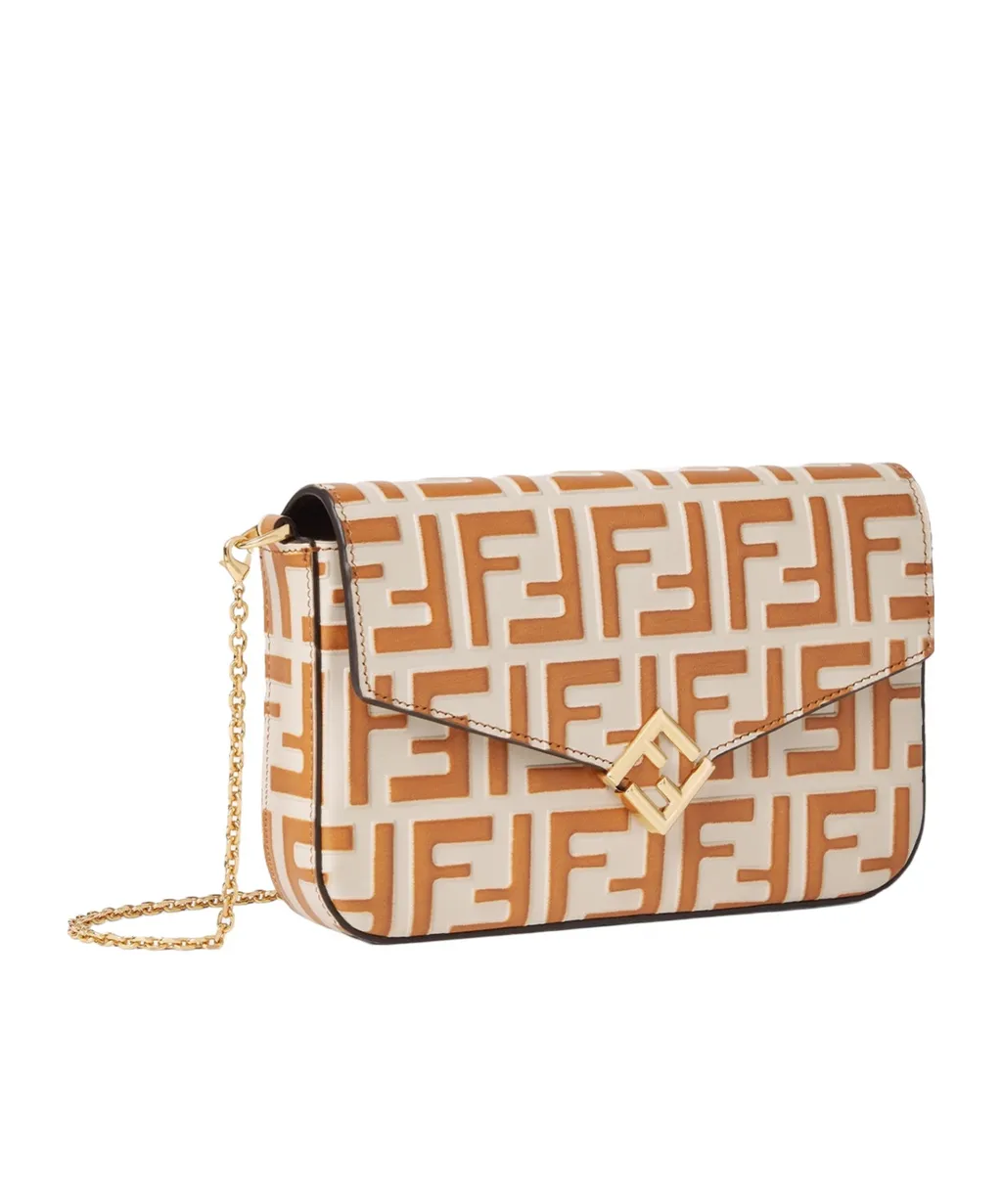 Geometric Flip Cover With Twill Ff Logo