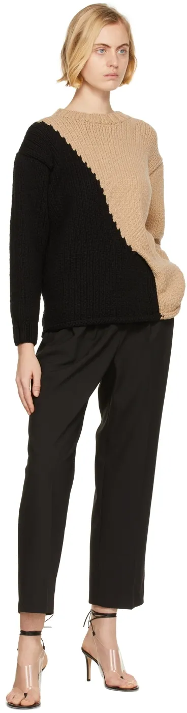 Logo Color-Matching Knitted Sweater