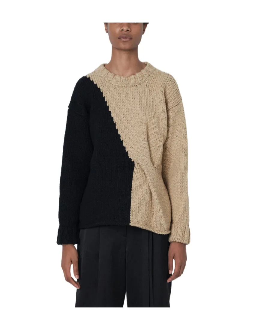 Logo Color-Matching Knitted Sweater