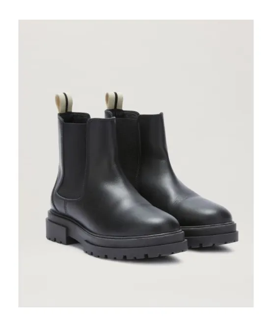 Logo Printed Lug Sole Chelsea Boots