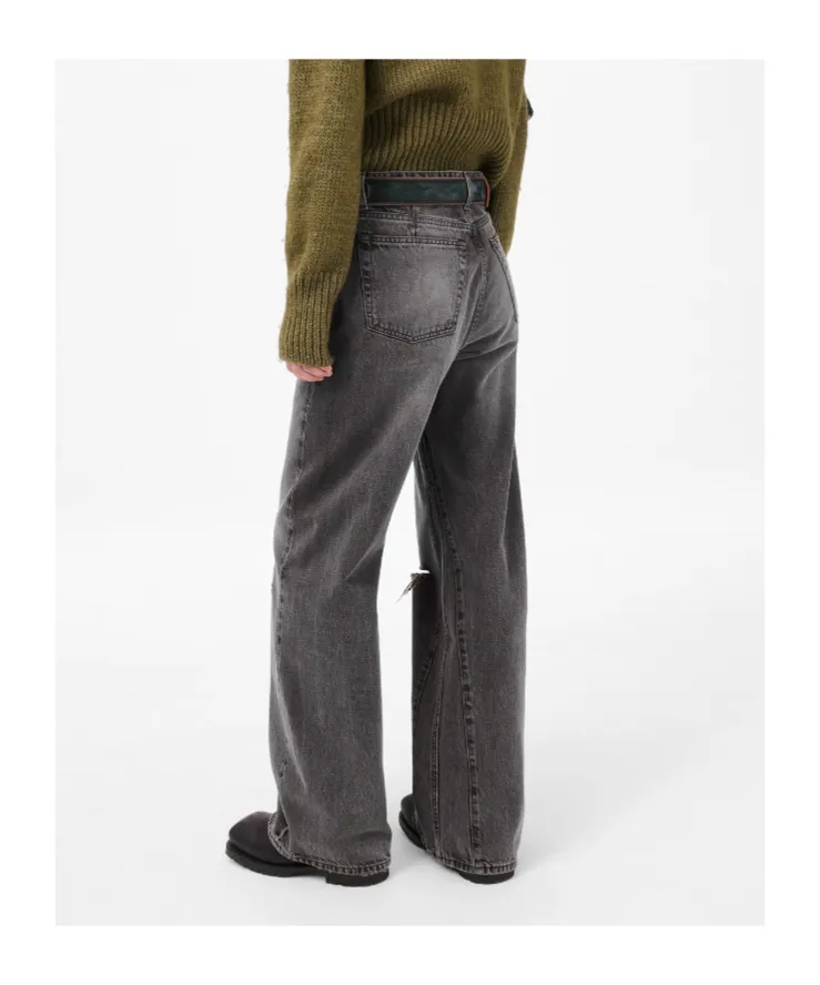 Treble Cut Distressed Jeans