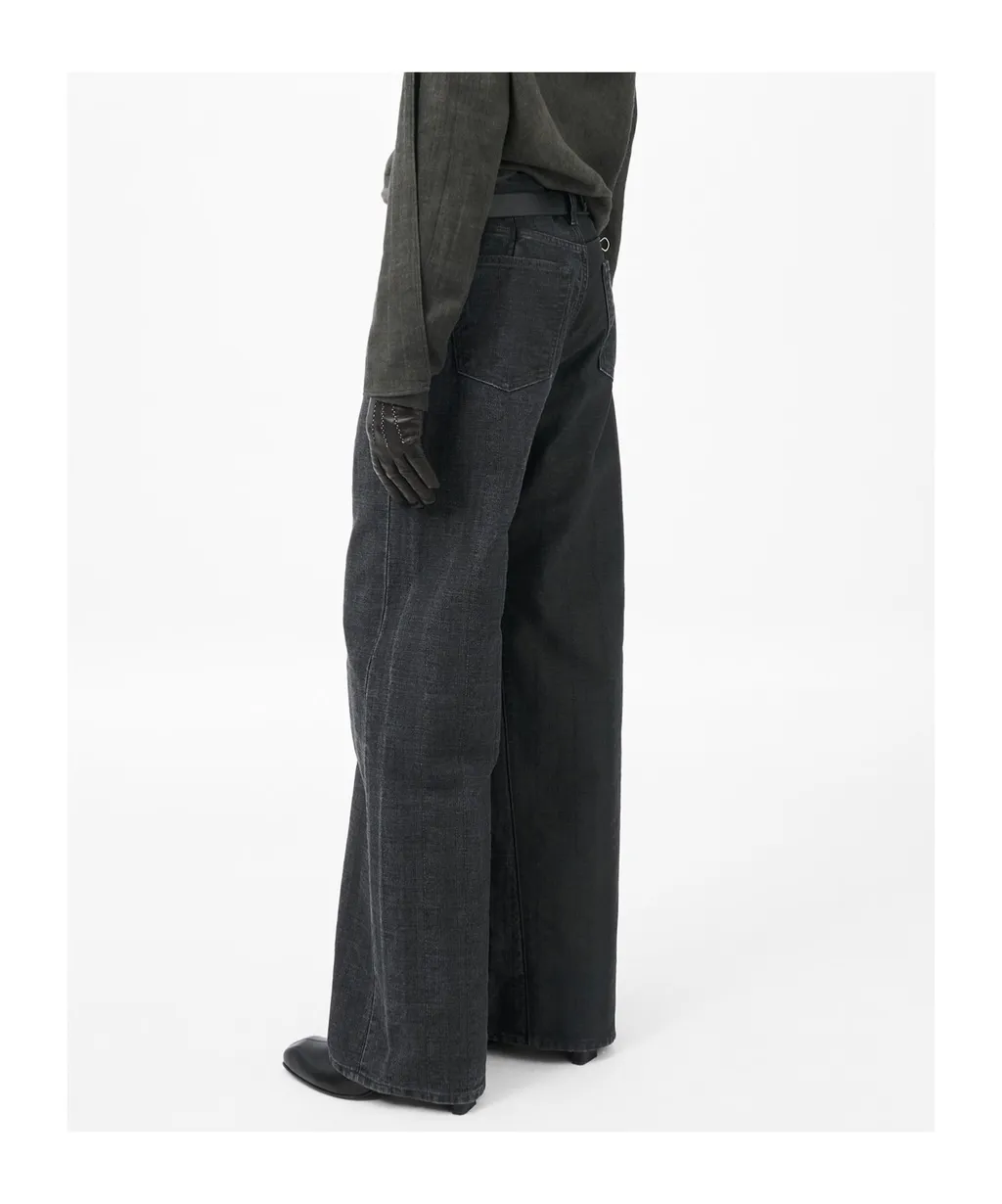 Straight-Leg Jeans