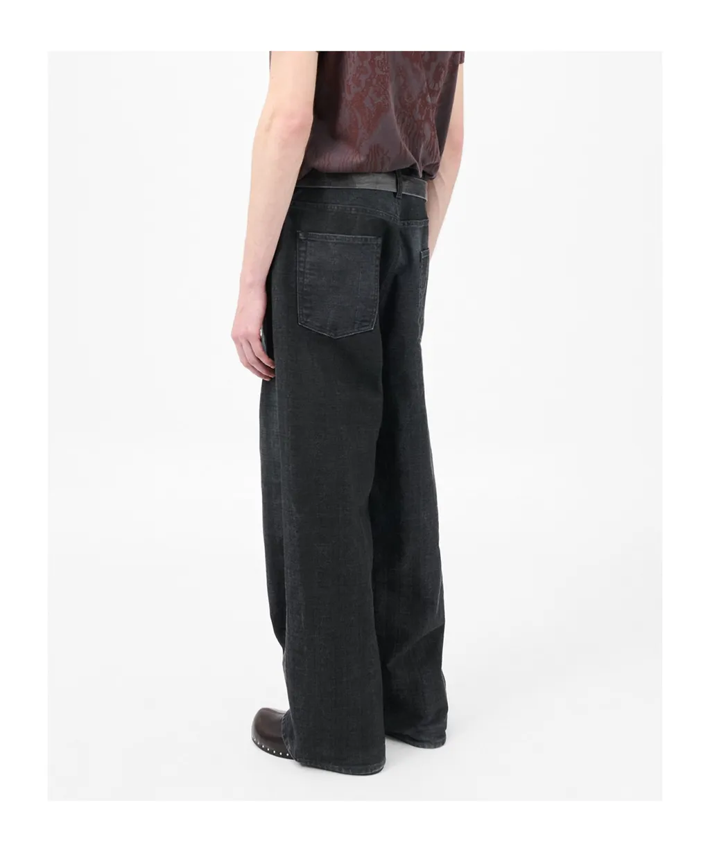 Vast Cut Wide-Leg Jeans