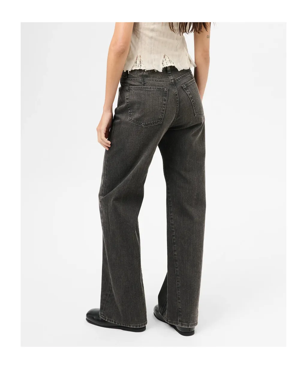 Treble Cut Jeans