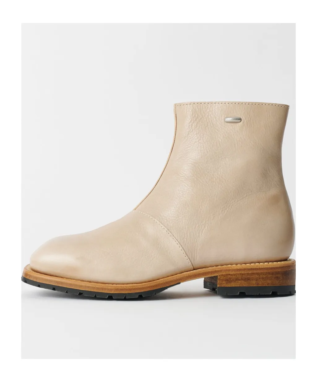 Square Toe Boots