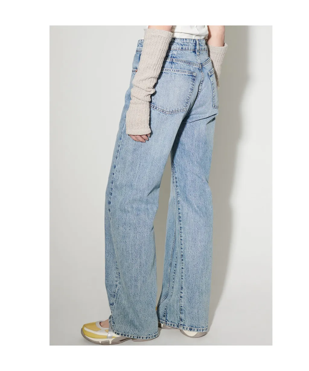 Belt-Loop Jeans