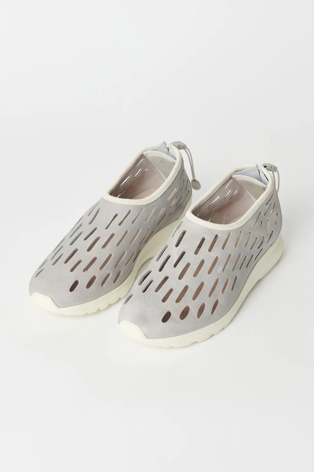 Strainer Perforated Vamp Sneakers