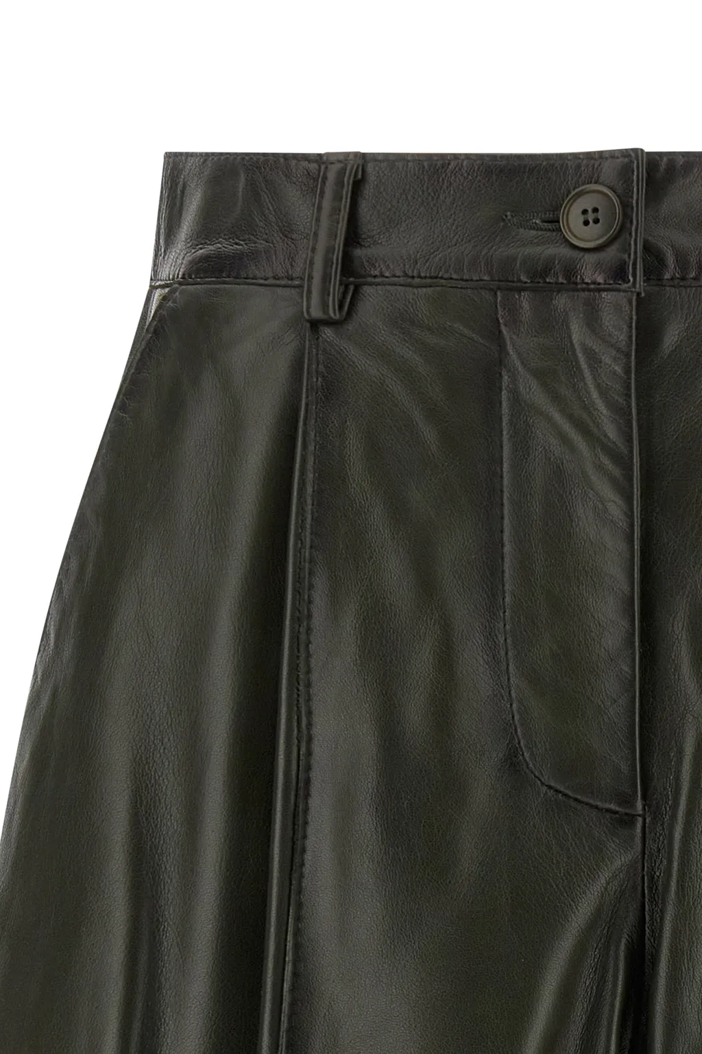 Pleated Shorts