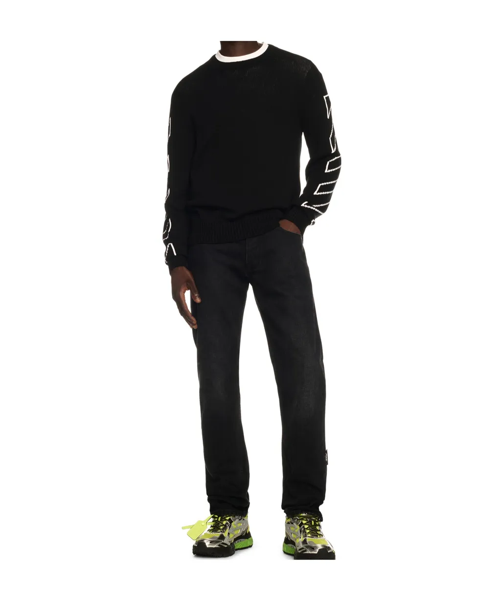 Logo Plaque Skinny Jeans