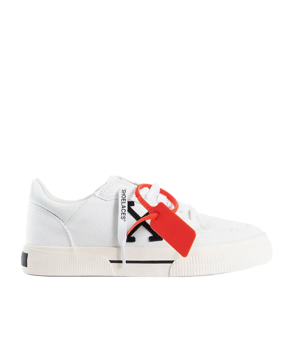 New Low Vulcanized Lace-Up Sneakers